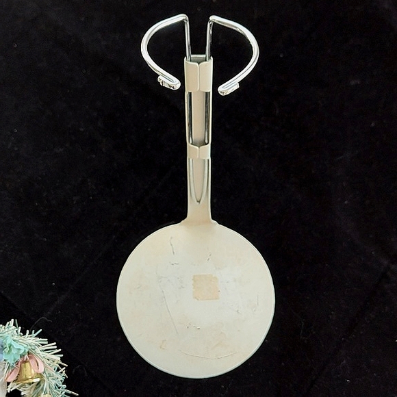 Vintage Brinn's Cream and Pink Victorian Collectible Santa Claus Figurine/Stand - Picture 13 of 13